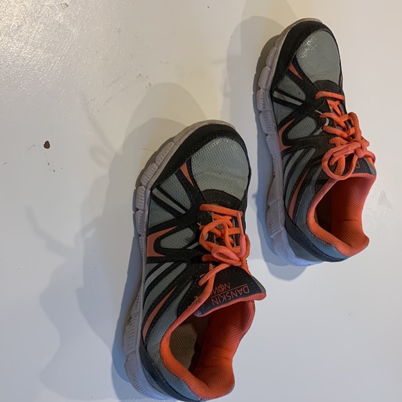 Danskin Sneakers Gray & Peach size 6 - Picture 2 of 5